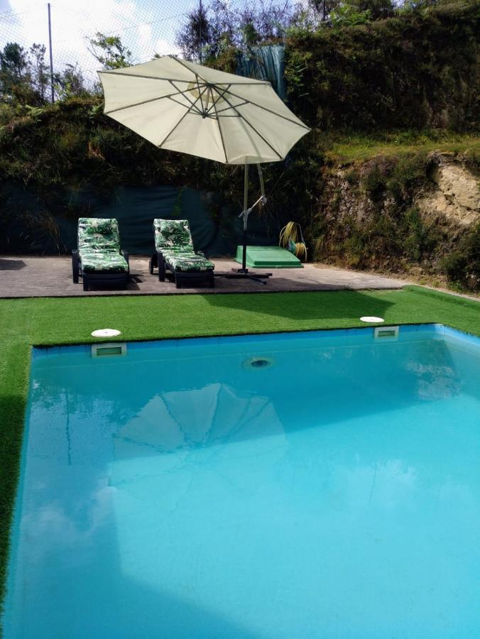 Apartamento Casa Rocha Velha Con Terraza Y Piscina Particular Santiago de Compostela Exterior foto